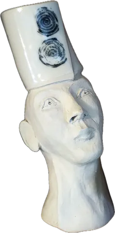 Kopf mit Spiralhut